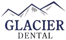 Логотип Glacier Dental со стилизованными горными вершинами над текстом.